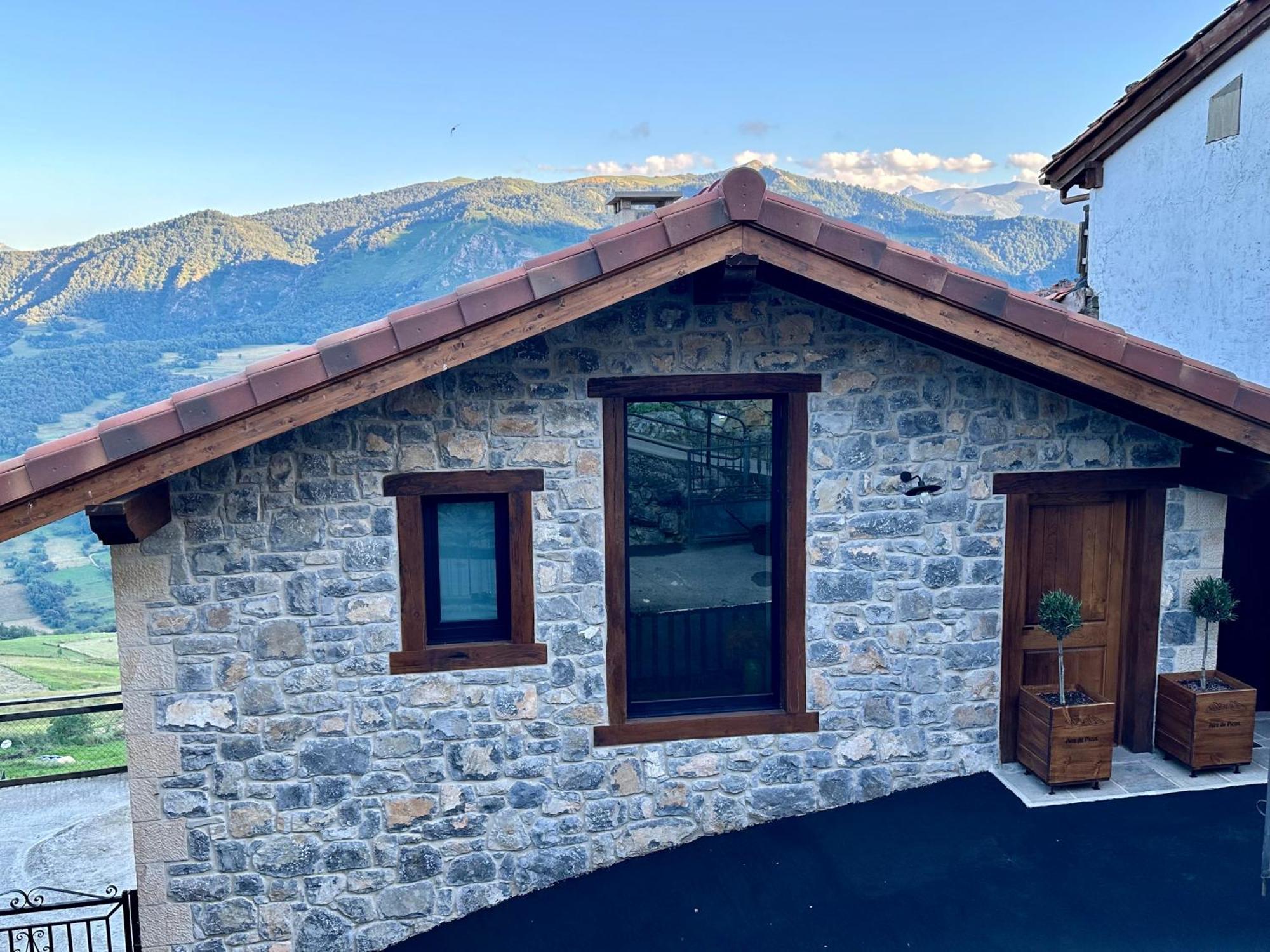 Aire De Picos Norte Brez Exterior photo